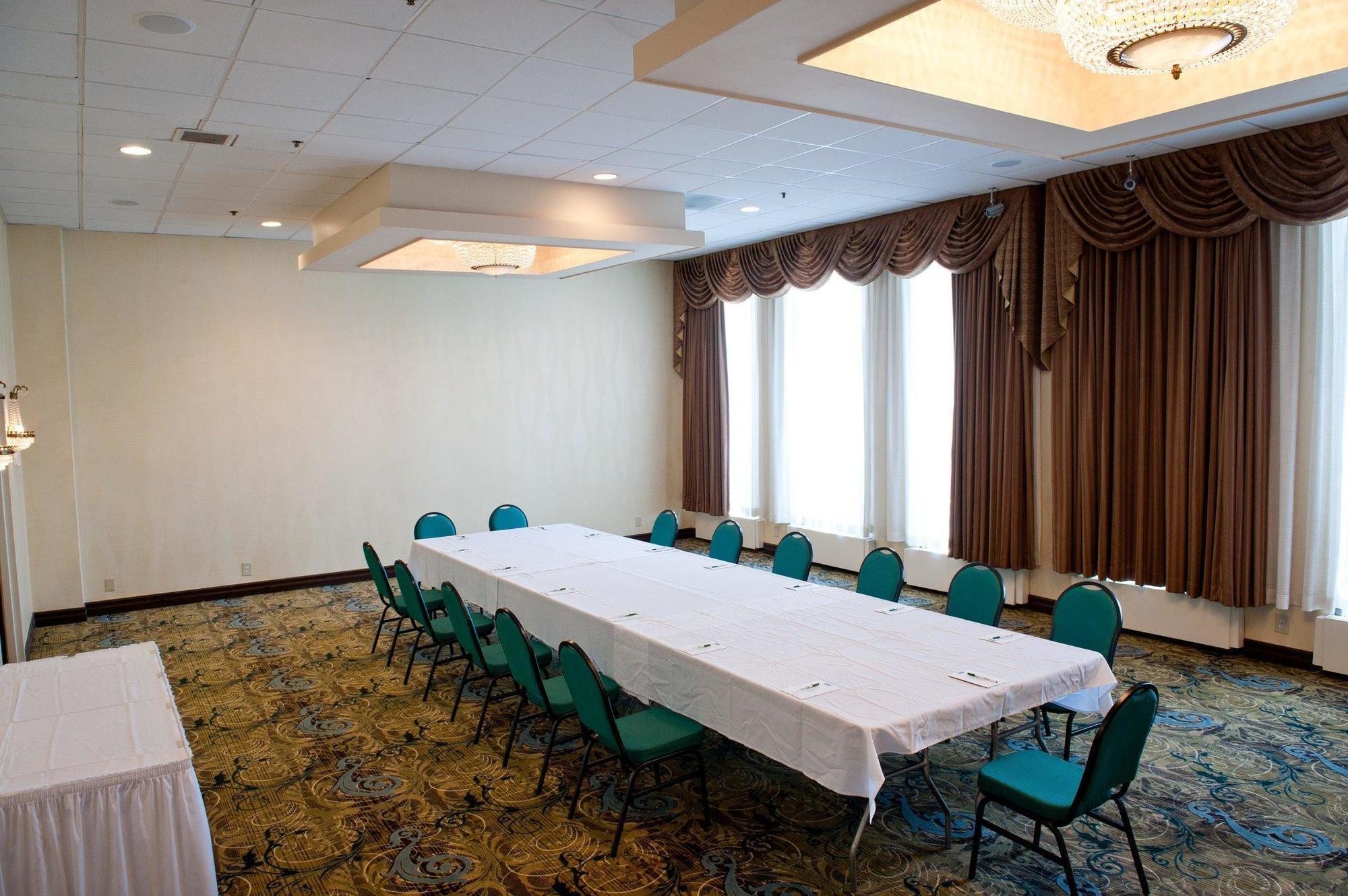 Holiday Inn Philadelphia-Stadium Buitenkant foto